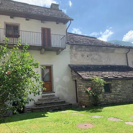 Appartamento Di Vacanza Casa Leoni Verscio Exterior photo